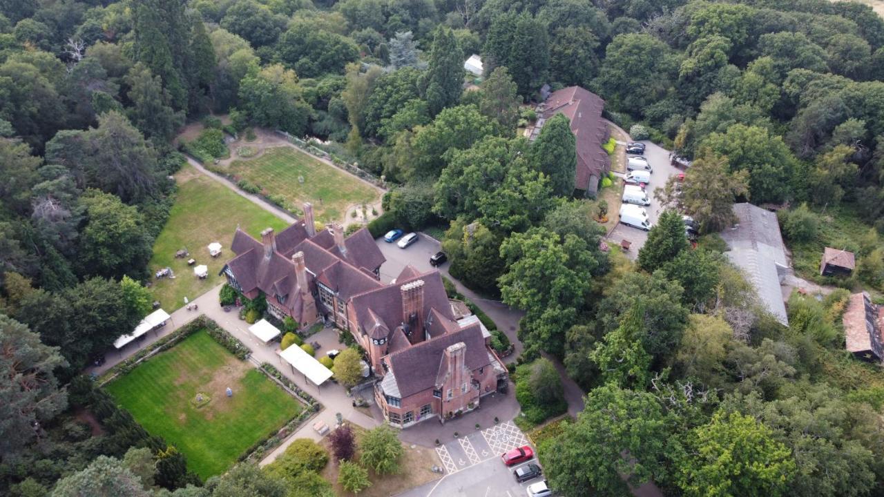 Best Western Plus Grim'S Dyke Hotel Гарроу Екстер'єр фото