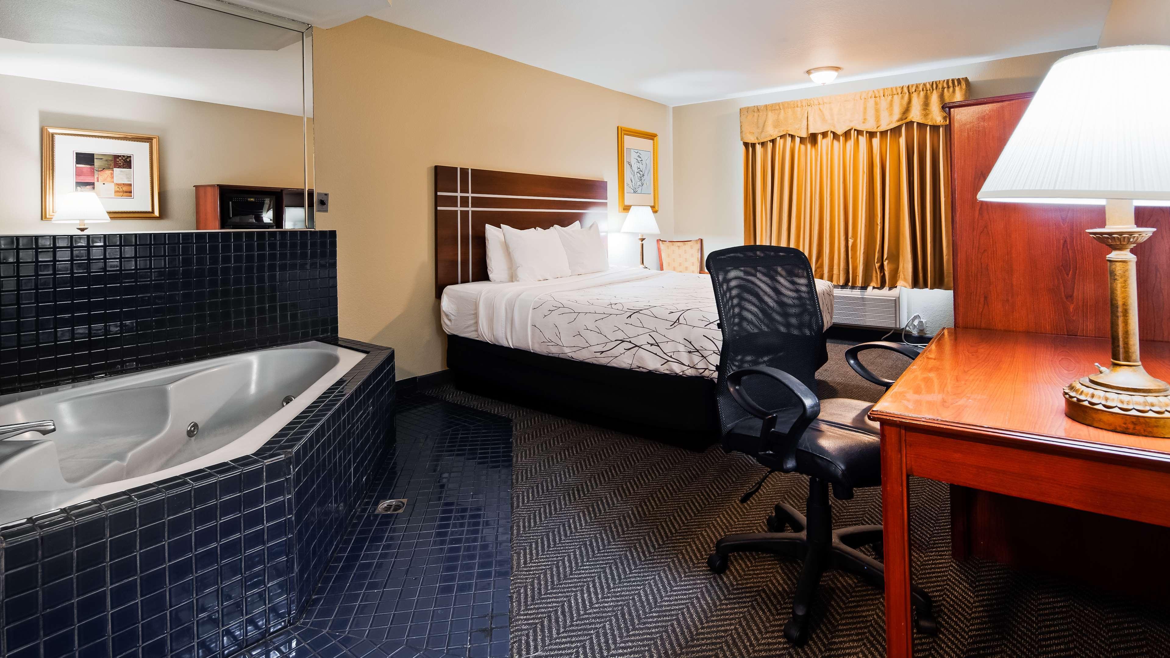 Best Western Plus Grim'S Dyke Hotel Гарроу Екстер'єр фото