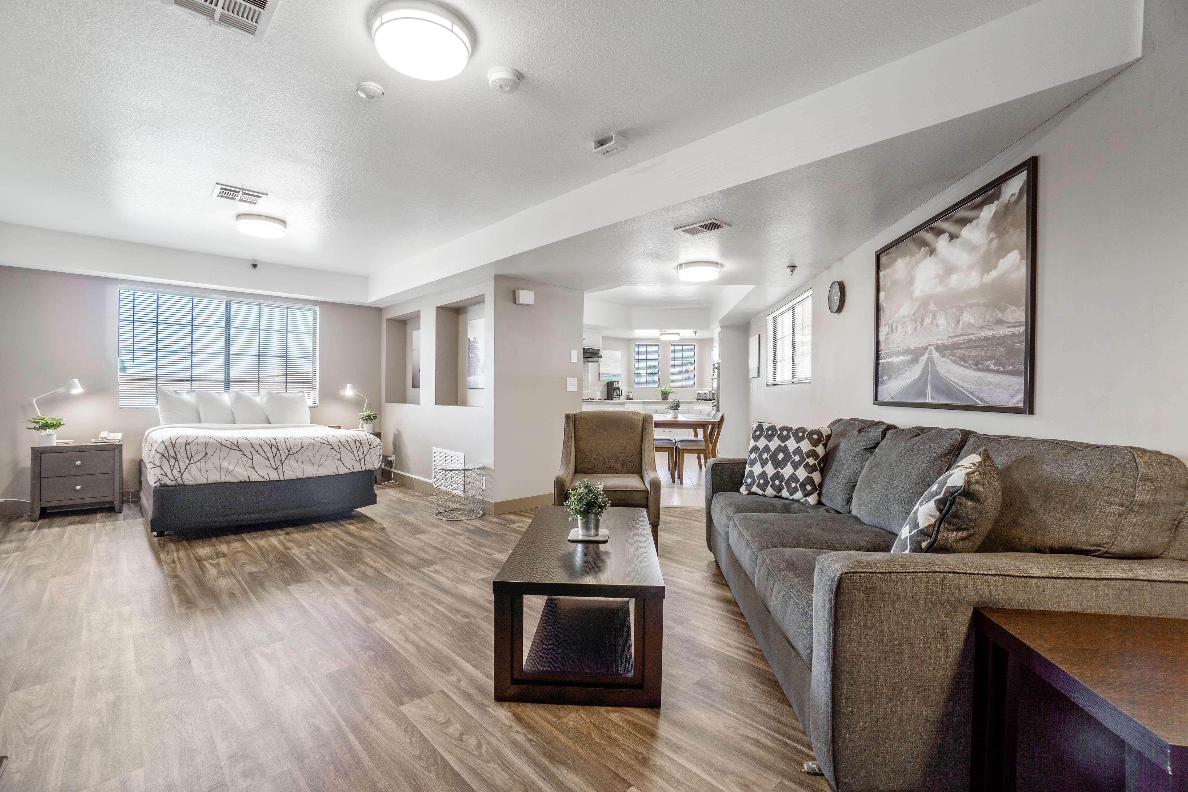 Best Western Plus Grim'S Dyke Hotel Гарроу Екстер'єр фото